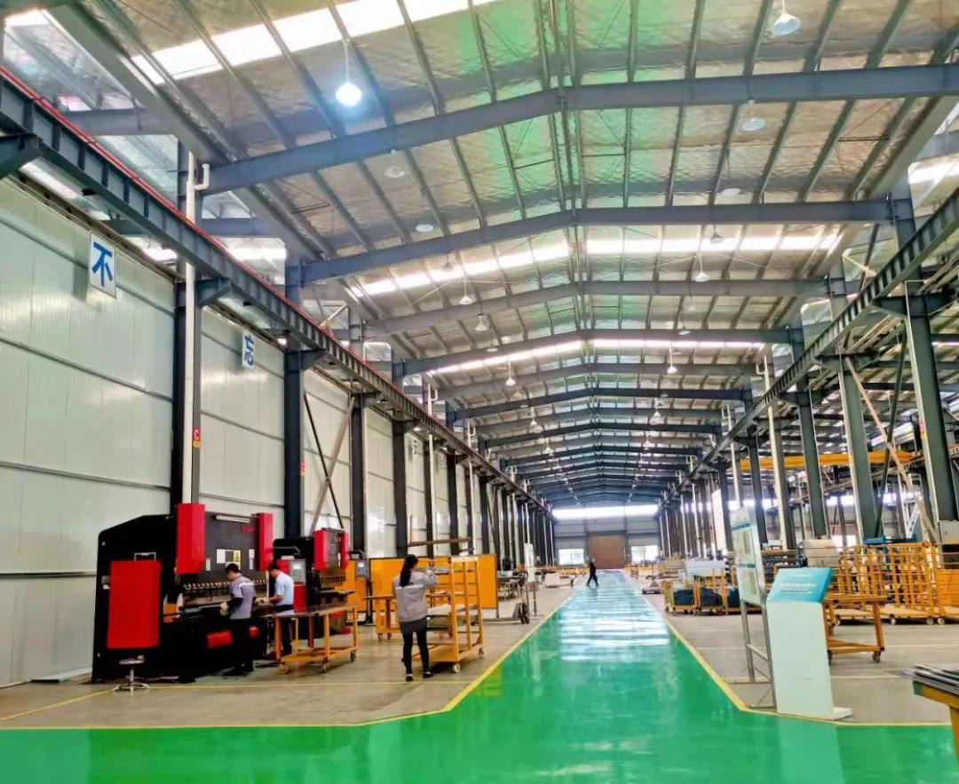 【开云手机官方版页面登录入口湖南生产基地】热火朝天生产忙,高质高效产精品! 【开云手机官方版页面登录入口湖南生产基地】热火朝天生产忙,高质高效产精品!